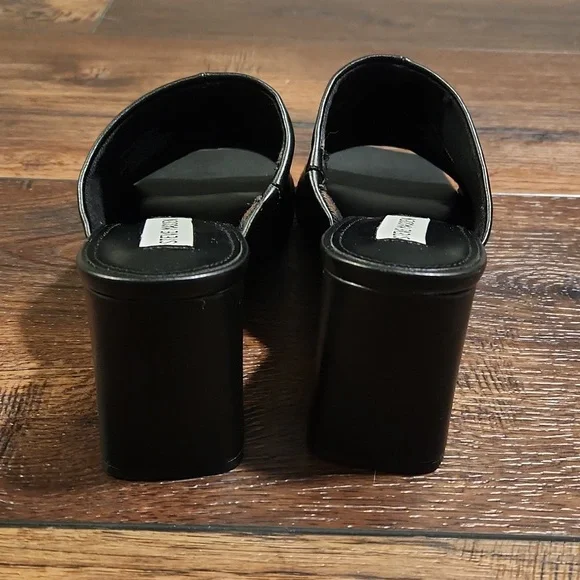 Steve Madden Chunky Block Heels - Picture 13 of 16